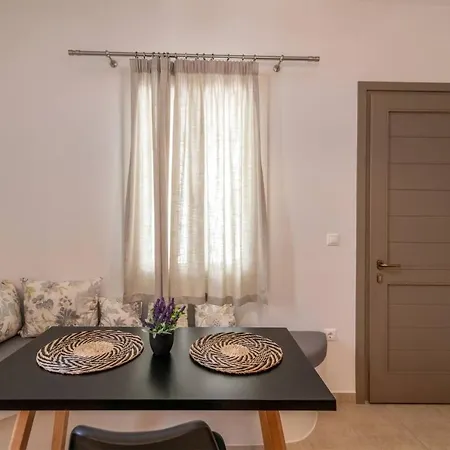 Apartment Fouulishouse 3