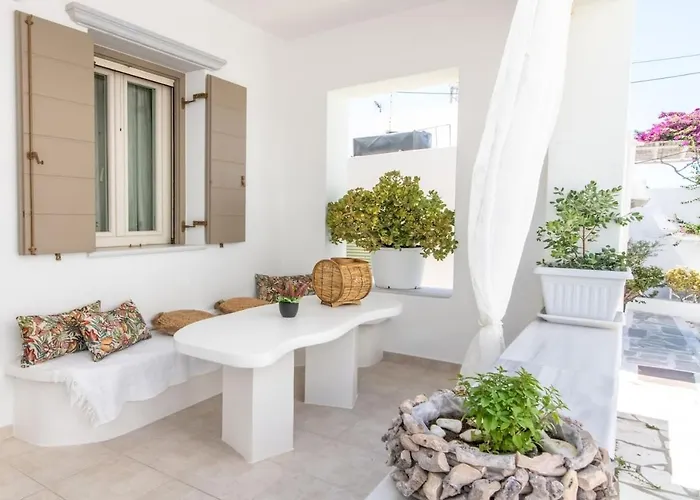 Fouulishouse 3 * Tínos