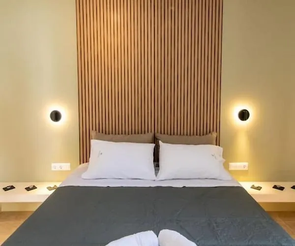 Appartement Fouulishouse 3 *