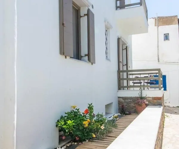 Fouulishouse 3 Appartement Tínos